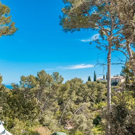 Grand T2 Clim & Wifi En Rez De Proche Hyeres