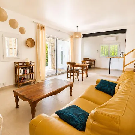 Apartment Grand T2 Clim & Wifi En Rez De Proche Hyeres