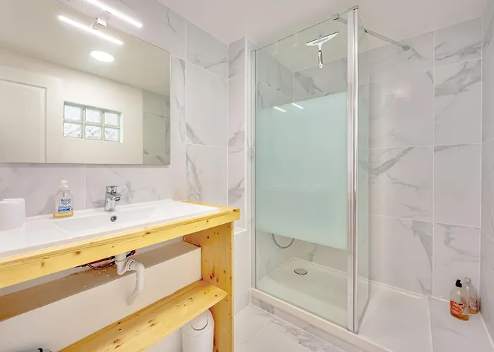 Grand T2 Clim & Wifi En Rez De Proche Lejlighed Hyères