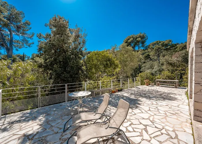 Grand T2 Clim & Wifi En Rez De Proche Lejlighed